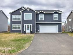 28 Doherty DR  Oromocto, NB E2V 0M1
