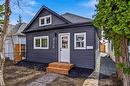 372 Harbison Ave, Winnipeg, MB 