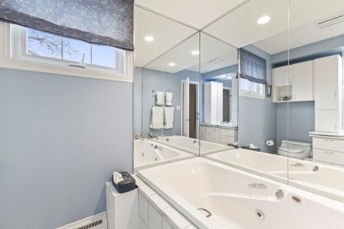 Salle de bains - 55 Rue Argyle, Kirkland, QC - Indoor Photo Showing Bathroom