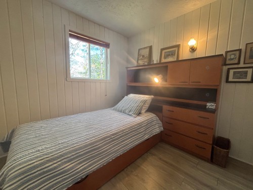 Chambre à coucher - 151 Ch. Lassonde, Sutton, QC - Indoor Photo Showing Bedroom