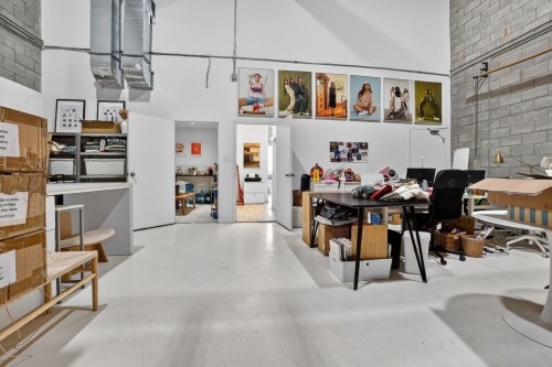 Warehouse - 110-9125 Rue Pascal-Gagnon, Montréal (Saint-Léonard), QC - Indoor