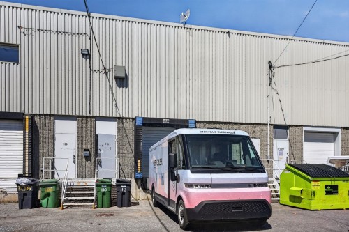 Loading Dock - 110-9125 Rue Pascal-Gagnon, Montréal (Saint-Léonard), QC - Outdoor