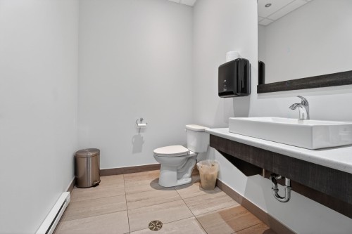 Powder room - 115-9125 Rue Pascal-Gagnon, Montréal (Saint-Léonard), QC - Indoor Photo Showing Bathroom