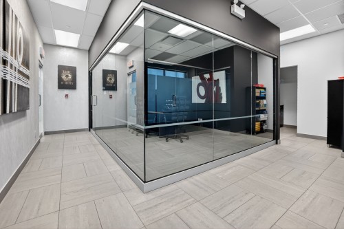 Office - 115-9125 Rue Pascal-Gagnon, Montréal (Saint-Léonard), QC - Indoor Photo Showing Other Room