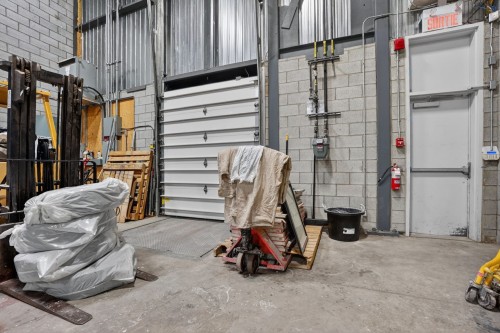 Warehouse - 115-9125 Rue Pascal-Gagnon, Montréal (Saint-Léonard), QC - 