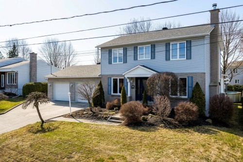 2540 Rue des Cormiers  Sherbrooke (Fleurimont), QC J1G 4S1