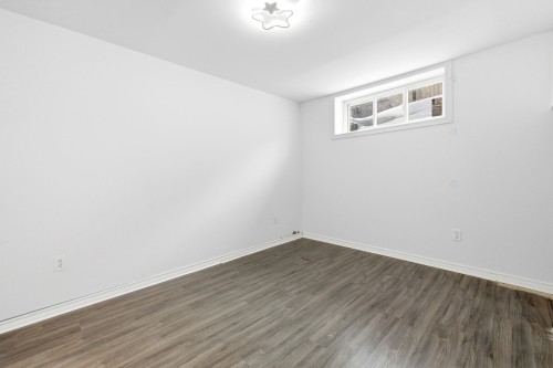 Chambre à coucher - 9 Rue Monette, Gatineau (Gatineau), QC - Indoor Photo Showing Other Room