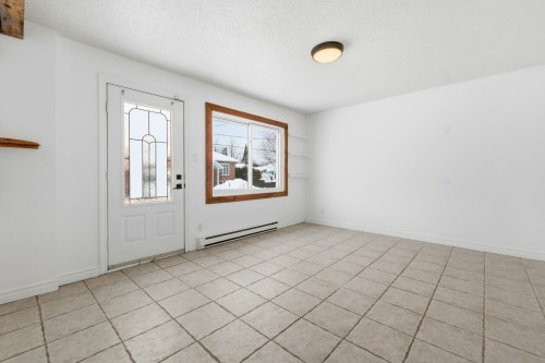 Salon - 9 Rue Monette, Gatineau (Gatineau), QC - Indoor Photo Showing Other Room