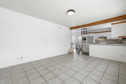Salon - 9 Rue Monette, Gatineau (Gatineau), QC - Indoor Photo Showing Kitchen