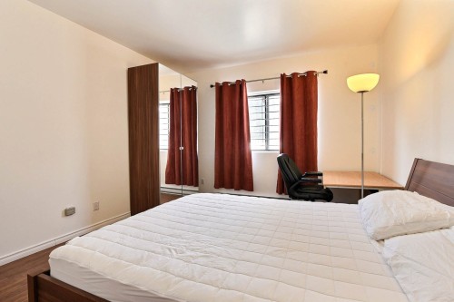Master Bedroom - 1-1501 Rue Notre-Dame O., Montréal (Ville-Marie), QC - Indoor Photo Showing Bedroom