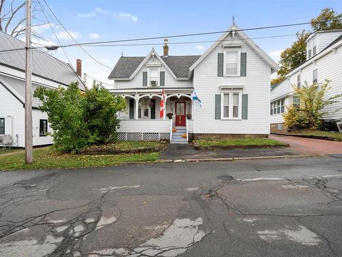 15 Prince Street  Pictou, NS B0K 1H0