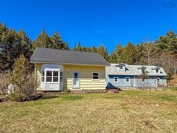 13126 Highway 3 Upper Lahave, NS B4V 7C6