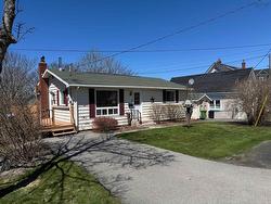 5 Whipple Street  Yarmouth, NS B5A 1W3