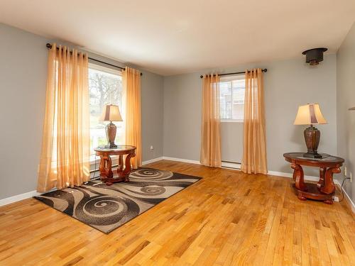 5 Whipple Street, Yarmouth, NS 