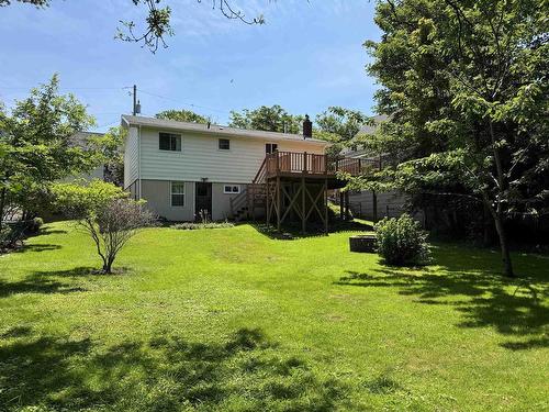 5 Whipple Street, Yarmouth, NS 