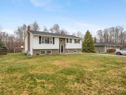 11 St. Andrews Court  Stellarton, NS B0K 1S0