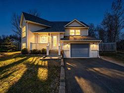 59 Laurel Street Kingston, NS B0P 1R0