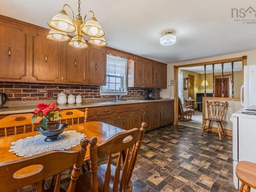 13011 Highway 2, Central Onslow, NS 
