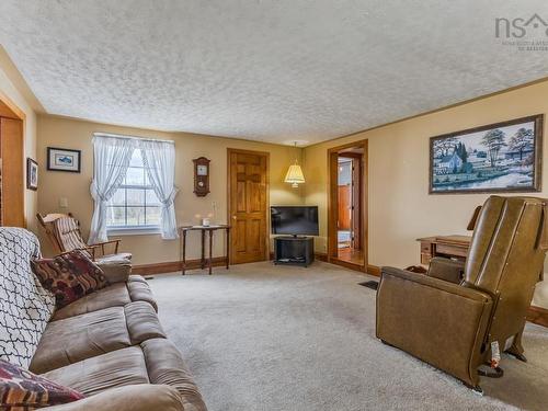 13011 Highway 2, Central Onslow, NS 
