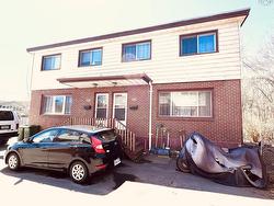 A B 84 Williams Lake Road  Armdale, NS B3P 1T3