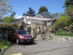 464 Nelson St  Esquimalt, BC V9A 6P4