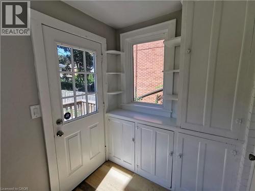 144 Ottawa Street S, Hamilton, ON - Indoor Photo Showing Other Room
