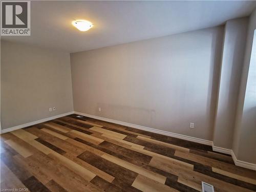144 Ottawa Street S, Hamilton, ON - Indoor Photo Showing Other Room