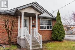 283 LANOR AVENUE  Toronto, ON M8W 2R1