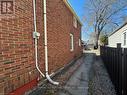 72 East 32Nd Street, Hamilton, ON  - Outdoor 