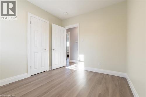 58 Sandalwood Avenue, Hamilton, ON - Indoor Photo Showing Other Room