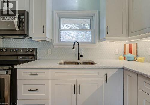 549 Dunbar Road, Kitchener, ON - Indoor Photo Showing Kitchen With Double Sink With Upgraded Kitchen