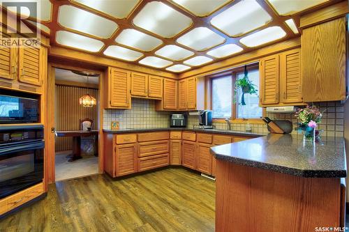 3623 Hanna Bay, Regina, SK - Indoor Photo Showing Kitchen