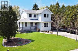 6121 Emerson AVENUE Comber, ON N0P 1J0