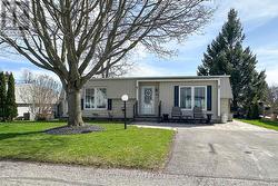 209 WILMOT TRAIL Clarington, ON L1B 1A9