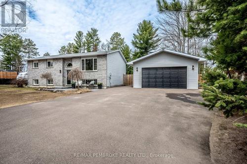18 CARDINAL CRESCENT  Petawawa, ON K8H 3N9