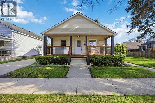 128 ALEXANDRA AVENUE  Point Edward, ON N7V 1C2