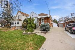 244 MITTON STREET South Sarnia, ON N7T 3E1