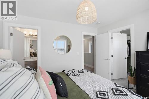 122 Greyeyes-Steele Way, Saskatoon, SK - Indoor Photo Showing Bedroom