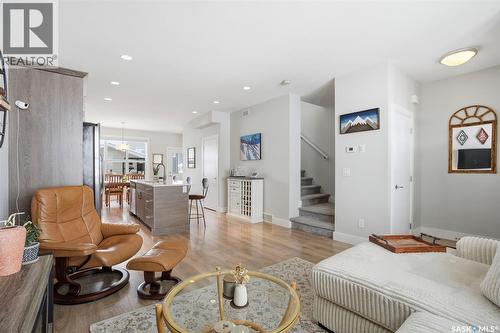 122 Greyeyes-Steele Way, Saskatoon, SK - Indoor Photo Showing Living Room