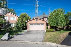 2098 EDGEBANK COURT  Burlington, ON L7M 2S9