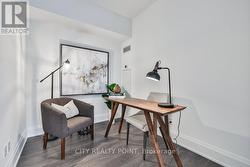 Den Office - 