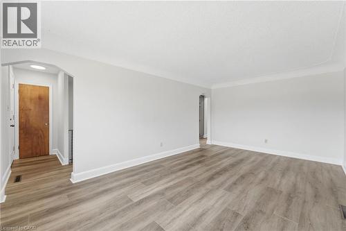 80 Malta Drive, Hamilton, ON - Indoor Photo Showing Other Room