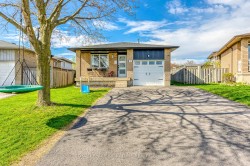 50 Ironwood Crescent  Hamilton, ON L8W 3B8
