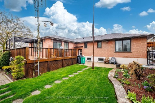 582 Hyacinthe Boulevard, Mississauga, ON - Outdoor