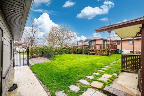 582 Hyacinthe Boulevard, Mississauga, ON - Outdoor