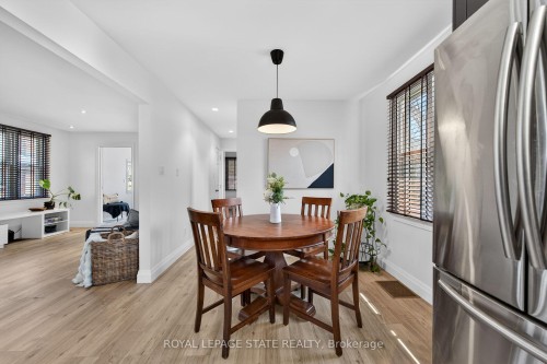 844 Upper Wellington Street, Hamilton, ON - Indoor Photo Showing Dining Room