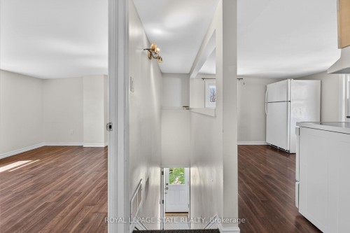 844 Upper Wellington Street, Hamilton, ON - Indoor Photo Showing Other Room