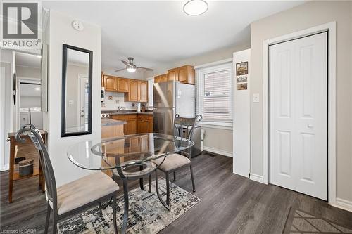 100 Memorial Crescent, Guelph, ON - Indoor Photo Showing Dining Room