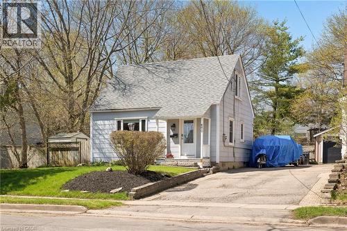 100 Memorial Crescent, Guelph, ON - Outdoor