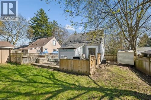 100 Memorial Crescent, Guelph, ON - Outdoor
